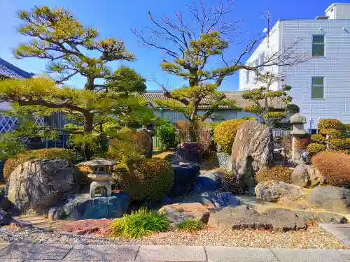 徳成寺の庭園