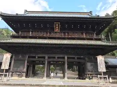 久遠寺の山門・神門