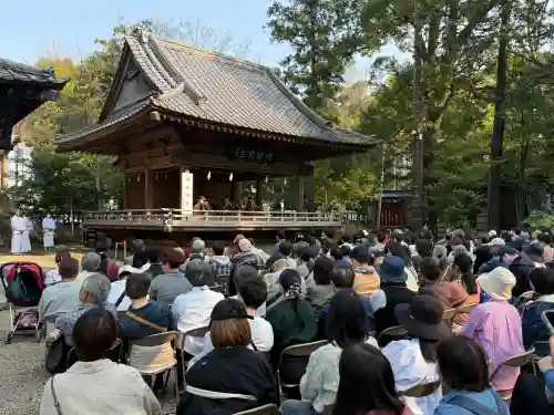 武蔵一宮氷川神社の{uncategorized: "未分類", other: "その他", undefined: "問題あり", building: "その他建物", grave: "お墓", sacred_gate: "鳥居", guardian: "狛犬", statue: "像", buddha: "仏像", history: "歴史", nature: "自然", garden: "庭園", animal: "動物", pagoda: "塔", temizu: "手水舎", mountain_gate: "山門・神門", sanctuary: "本殿・本堂", subordinate: "末社・摂社", art: "芸術", scenery: "景色", jizo: "地蔵", ema: "絵馬", goshuin: "御朱印", omikuji: "おみくじ", items: "授与品その他", amulet: "お守り", goshuincho: "御朱印帳", eats: "食事", festival: "お祭り", votive_dance: "神楽", shichigosan: "七五三参", wedding: "結婚式", experience: "体験その他", initially: "初詣", around: "周辺", anti_infection: "感染症対策"}