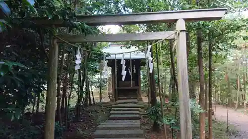 埴生神社の鳥居