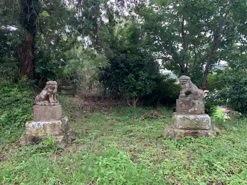 八幡神社の狛犬
