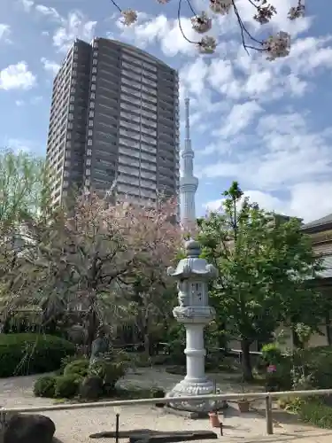 龍眼寺（萩寺）の庭園