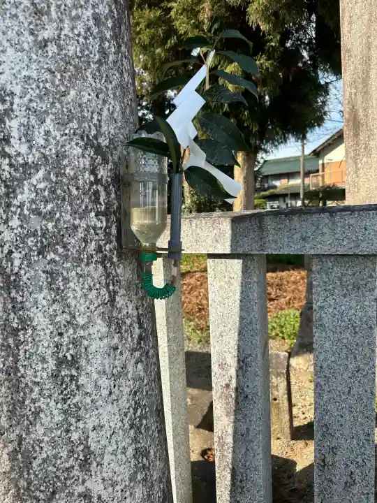大神社の{uncategorized: "未分類", other: "その他", undefined: "問題あり", building: "その他建物", grave: "お墓", sacred_gate: "鳥居", guardian: "狛犬", statue: "像", buddha: "仏像", history: "歴史", nature: "自然", garden: "庭園", animal: "動物", pagoda: "塔", temizu: "手水舎", mountain_gate: "山門・神門", sanctuary: "本殿・本堂", subordinate: "末社・摂社", art: "芸術", scenery: "景色", jizo: "地蔵", ema: "絵馬", goshuin: "御朱印", omikuji: "おみくじ", items: "授与品その他", amulet: "お守り", goshuincho: "御朱印帳", eats: "食事", festival: "お祭り", votive_dance: "神楽", shichigosan: "七五三参", wedding: "結婚式", experience: "体験その他", initially: "初詣", around: "周辺", anti_infection: "感染症対策"}