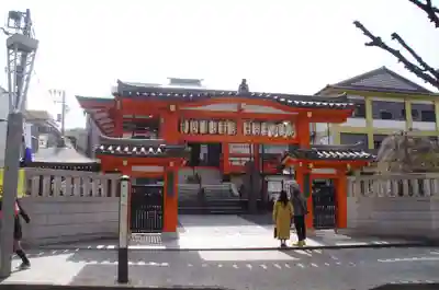 善國寺の山門・神門