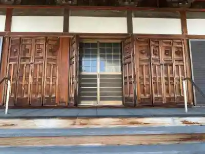 深光寺の{uncategorized: "未分類", other: "その他", undefined: "問題あり", building: "その他建物", grave: "お墓", sacred_gate: "鳥居", guardian: "狛犬", statue: "像", buddha: "仏像", history: "歴史", nature: "自然", garden: "庭園", animal: "動物", pagoda: "塔", temizu: "手水舎", mountain_gate: "山門・神門", sanctuary: "本殿・本堂", subordinate: "末社・摂社", art: "芸術", scenery: "景色", jizo: "地蔵", ema: "絵馬", goshuin: "御朱印", omikuji: "おみくじ", items: "授与品その他", amulet: "お守り", goshuincho: "御朱印帳", eats: "食事", festival: "お祭り", votive_dance: "神楽", shichigosan: "七五三参", wedding: "結婚式", experience: "体験その他", initially: "初詣", around: "周辺", anti_infection: "感染症対策"}