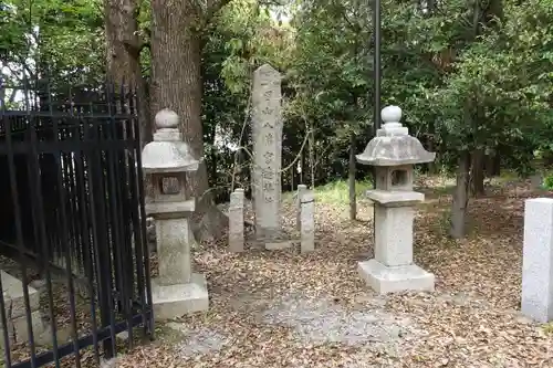 内神社の末社