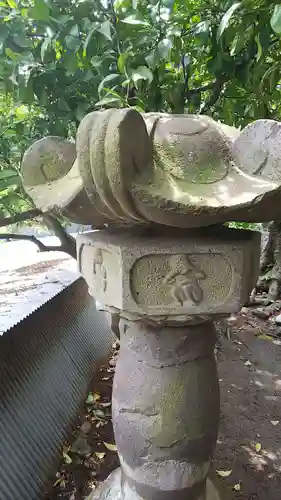 （芝生）浅間神社の塔