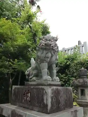 加波山三枝祇神社本宮の狛犬