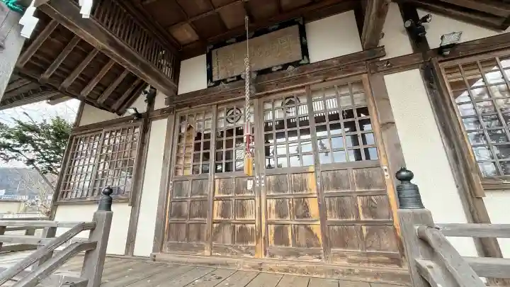 月崎神社の{uncategorized: "未分類", other: "その他", undefined: "問題あり", building: "その他建物", grave: "お墓", sacred_gate: "鳥居", guardian: "狛犬", statue: "像", buddha: "仏像", history: "歴史", nature: "自然", garden: "庭園", animal: "動物", pagoda: "塔", temizu: "手水舎", mountain_gate: "山門・神門", sanctuary: "本殿・本堂", subordinate: "末社・摂社", art: "芸術", scenery: "景色", jizo: "地蔵", ema: "絵馬", goshuin: "御朱印", omikuji: "おみくじ", items: "授与品その他", amulet: "お守り", goshuincho: "御朱印帳", eats: "食事", festival: "お祭り", votive_dance: "神楽", shichigosan: "七五三参", wedding: "結婚式", experience: "体験その他", initially: "初詣", around: "周辺", anti_infection: "感染症対策"}
