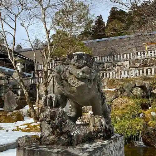 古峯神社の狛犬