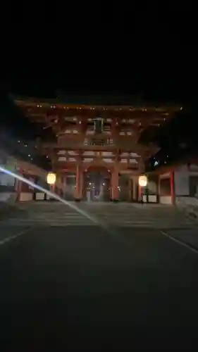 生田神社の{uncategorized: "未分類", other: "その他", undefined: "問題あり", building: "その他建物", grave: "お墓", sacred_gate: "鳥居", guardian: "狛犬", statue: "像", buddha: "仏像", history: "歴史", nature: "自然", garden: "庭園", animal: "動物", pagoda: "塔", temizu: "手水舎", mountain_gate: "山門・神門", sanctuary: "本殿・本堂", subordinate: "末社・摂社", art: "芸術", scenery: "景色", jizo: "地蔵", ema: "絵馬", goshuin: "御朱印", omikuji: "おみくじ", items: "授与品その他", amulet: "お守り", goshuincho: "御朱印帳", eats: "食事", festival: "お祭り", votive_dance: "神楽", shichigosan: "七五三参", wedding: "結婚式", experience: "体験その他", initially: "初詣", around: "周辺", anti_infection: "感染症対策"}