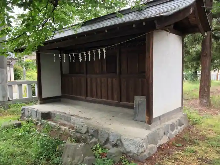 甲斐奈神社の末社・摂社