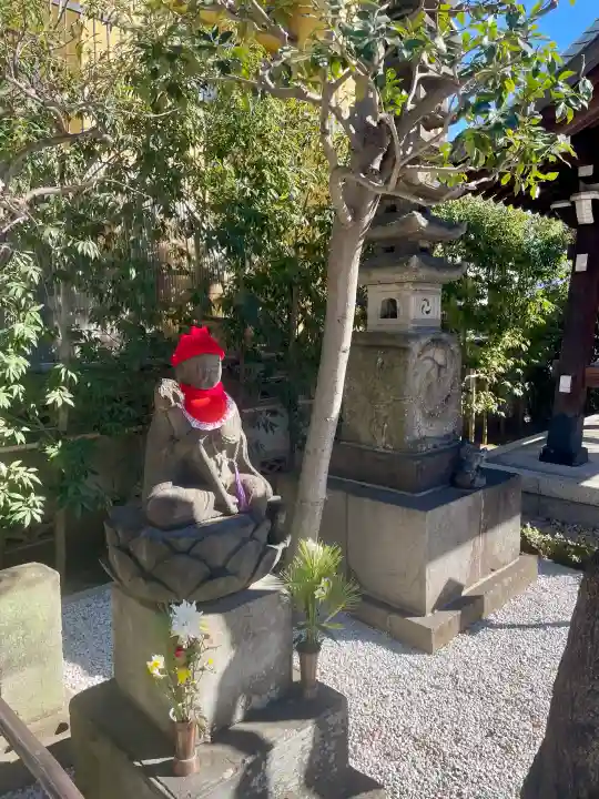海福寺の{uncategorized: "未分類", other: "その他", undefined: "問題あり", building: "その他建物", grave: "お墓", sacred_gate: "鳥居", guardian: "狛犬", statue: "像", buddha: "仏像", history: "歴史", nature: "自然", garden: "庭園", animal: "動物", pagoda: "塔", temizu: "手水舎", mountain_gate: "山門・神門", sanctuary: "本殿・本堂", subordinate: "末社・摂社", art: "芸術", scenery: "景色", jizo: "地蔵", ema: "絵馬", goshuin: "御朱印", omikuji: "おみくじ", items: "授与品その他", amulet: "お守り", goshuincho: "御朱印帳", eats: "食事", festival: "お祭り", votive_dance: "神楽", shichigosan: "七五三参", wedding: "結婚式", experience: "体験その他", initially: "初詣", around: "周辺", anti_infection: "感染症対策"}