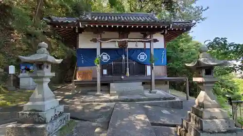 蜂穴神社（石清尾八幡宮末社）の本殿