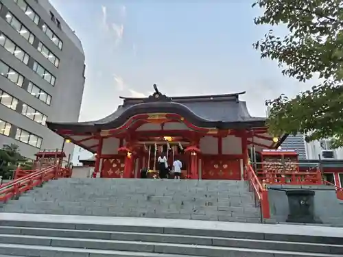 花園神社の本殿・本堂