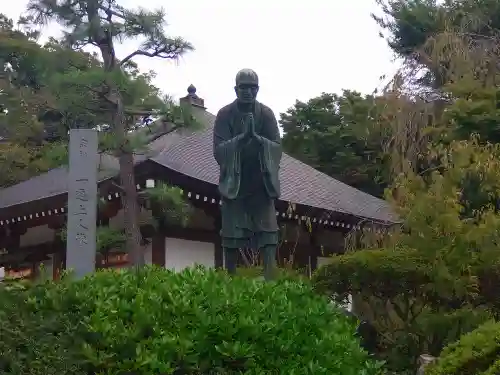 時宗総本山 遊行寺（正式：清浄光寺）(神奈川県)