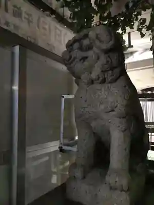 誕生八幡神社の狛犬