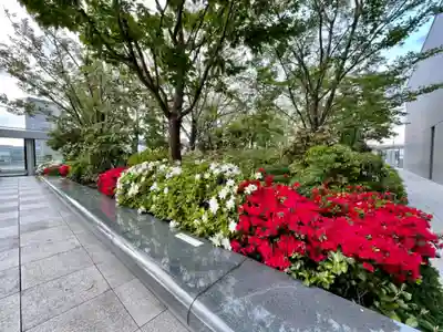 靍護稲荷神社の周辺