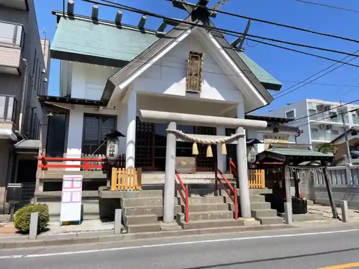 上尾御嶽神社の本殿・本堂