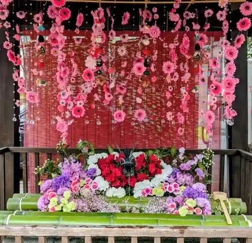 豊平神社の{uncategorized: "未分類", other: "その他", undefined: "問題あり", building: "その他建物", grave: "お墓", sacred_gate: "鳥居", guardian: "狛犬", statue: "像", buddha: "仏像", history: "歴史", nature: "自然", garden: "庭園", animal: "動物", pagoda: "塔", temizu: "手水舎", mountain_gate: "山門・神門", sanctuary: "本殿・本堂", subordinate: "末社・摂社", art: "芸術", scenery: "景色", jizo: "地蔵", ema: "絵馬", goshuin: "御朱印", omikuji: "おみくじ", items: "授与品その他", amulet: "お守り", goshuincho: "御朱印帳", eats: "食事", festival: "お祭り", votive_dance: "神楽", shichigosan: "七五三参", wedding: "結婚式", experience: "体験その他", initially: "初詣", around: "周辺", anti_infection: "感染症対策"}