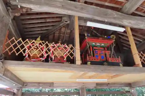 郡八幡神社の建物その他