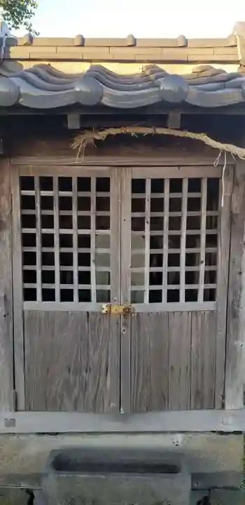 祠のその他建物