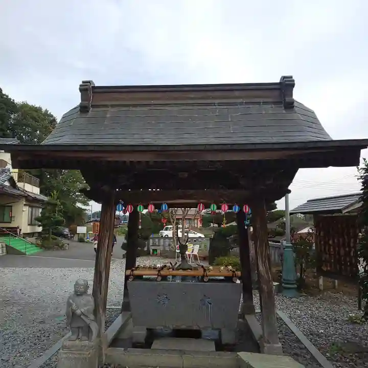 寺岡山元三大師の手水舎