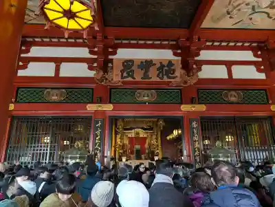 浅草寺の{uncategorized: "未分類", other: "その他", undefined: "問題あり", building: "その他建物", grave: "お墓", sacred_gate: "鳥居", guardian: "狛犬", statue: "像", buddha: "仏像", history: "歴史", nature: "自然", garden: "庭園", animal: "動物", pagoda: "塔", temizu: "手水舎", mountain_gate: "山門・神門", sanctuary: "本殿・本堂", subordinate: "末社・摂社", art: "芸術", scenery: "景色", jizo: "地蔵", ema: "絵馬", goshuin: "御朱印", omikuji: "おみくじ", items: "授与品その他", amulet: "お守り", goshuincho: "御朱印帳", eats: "食事", festival: "お祭り", votive_dance: "神楽", shichigosan: "七五三参", wedding: "結婚式", experience: "体験その他", initially: "初詣", around: "周辺", anti_infection: "感染症対策"}