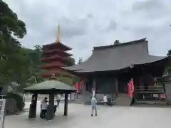 高幡不動尊　金剛寺の本殿