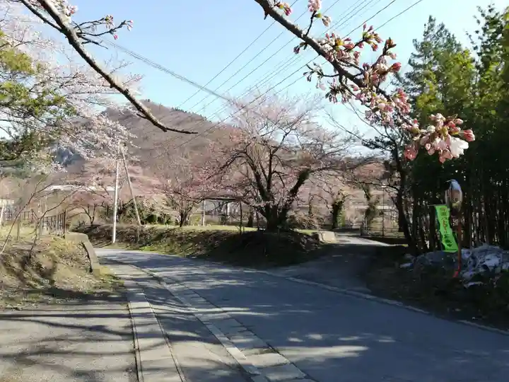 安積疎水神社の周辺