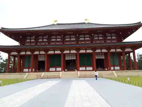 興福寺の本殿・本堂