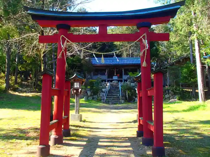 白山神社の鳥居