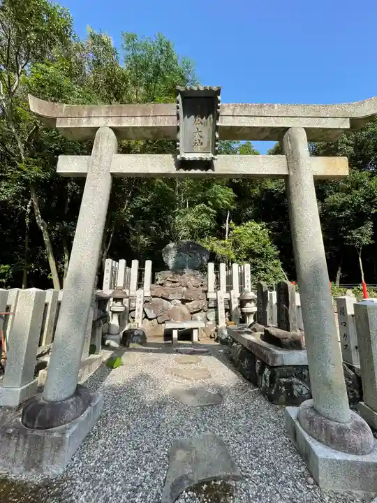 聖神社の末社・摂社