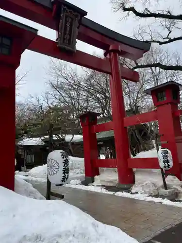 彌彦神社　(伊夜日子神社)の鳥居