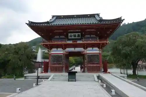 勝尾寺の山門