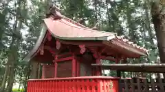 高尾神社の本殿