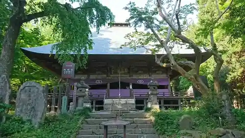 西明寺の本殿・本堂