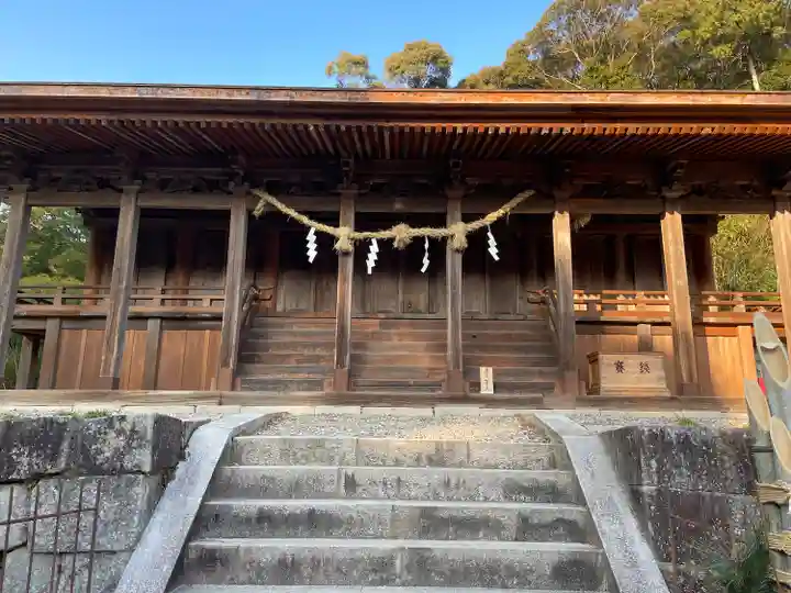 瀧山寺の本殿・本堂