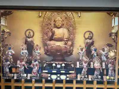 宝泉寺の{uncategorized: "未分類", other: "その他", undefined: "問題あり", building: "その他建物", grave: "お墓", sacred_gate: "鳥居", guardian: "狛犬", statue: "像", buddha: "仏像", history: "歴史", nature: "自然", garden: "庭園", animal: "動物", pagoda: "塔", temizu: "手水舎", mountain_gate: "山門・神門", sanctuary: "本殿・本堂", subordinate: "末社・摂社", art: "芸術", scenery: "景色", jizo: "地蔵", ema: "絵馬", goshuin: "御朱印", omikuji: "おみくじ", items: "授与品その他", amulet: "お守り", goshuincho: "御朱印帳", eats: "食事", festival: "お祭り", votive_dance: "神楽", shichigosan: "七五三参", wedding: "結婚式", experience: "体験その他", initially: "初詣", around: "周辺", anti_infection: "感染症対策"}