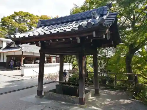 善峯寺の手水舎