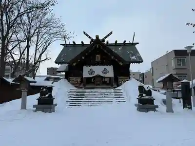 札幌諏訪神社の本殿・本堂