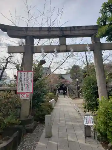 鳩森八幡神社の鳥居