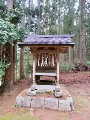高倉神社の末社・摂社