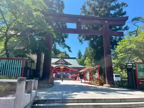 宮城縣護國神社の{uncategorized: "未分類", other: "その他", undefined: "問題あり", building: "その他建物", grave: "お墓", sacred_gate: "鳥居", guardian: "狛犬", statue: "像", buddha: "仏像", history: "歴史", nature: "自然", garden: "庭園", animal: "動物", pagoda: "塔", temizu: "手水舎", mountain_gate: "山門・神門", sanctuary: "本殿・本堂", subordinate: "末社・摂社", art: "芸術", scenery: "景色", jizo: "地蔵", ema: "絵馬", goshuin: "御朱印", omikuji: "おみくじ", items: "授与品その他", amulet: "お守り", goshuincho: "御朱印帳", eats: "食事", festival: "お祭り", votive_dance: "神楽", shichigosan: "七五三参", wedding: "結婚式", experience: "体験その他", initially: "初詣", around: "周辺", anti_infection: "感染症対策"}