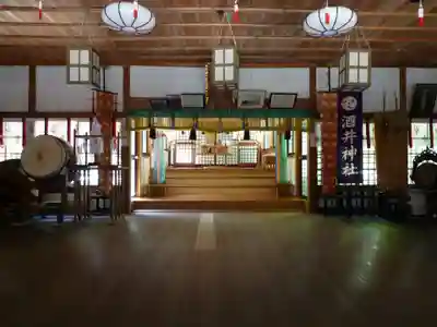 酒井神社の本殿・本堂