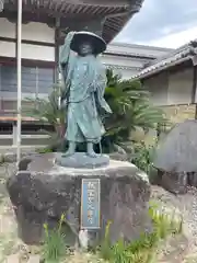 潮見寺の像