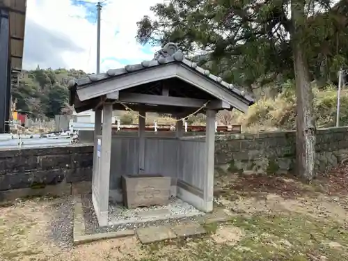 志布比神社の手水舎