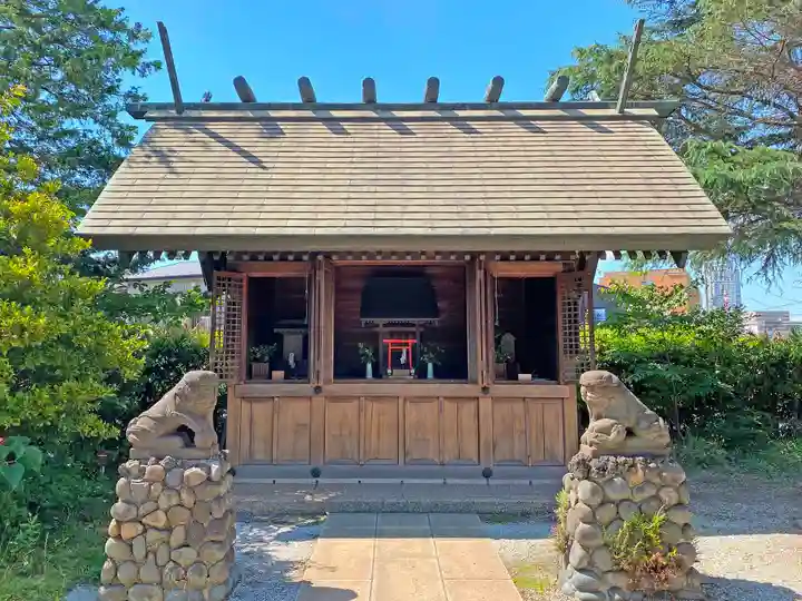 寒川神社の末社・摂社