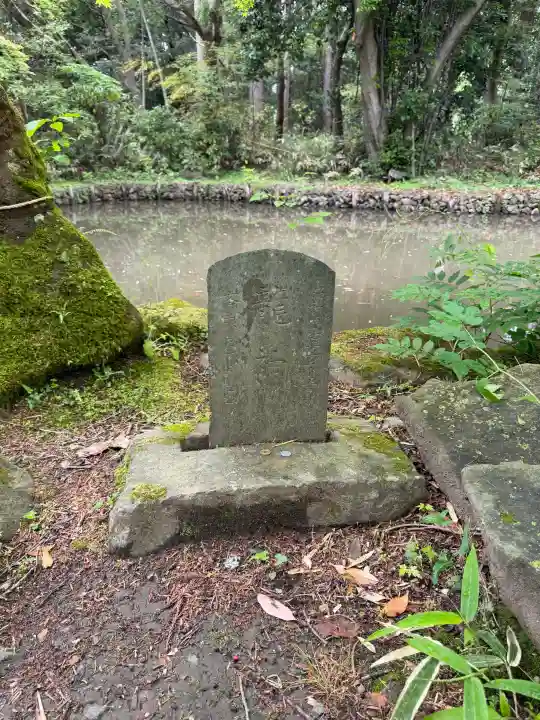 青葉神社の{uncategorized: "未分類", other: "その他", undefined: "問題あり", building: "その他建物", grave: "お墓", sacred_gate: "鳥居", guardian: "狛犬", statue: "像", buddha: "仏像", history: "歴史", nature: "自然", garden: "庭園", animal: "動物", pagoda: "塔", temizu: "手水舎", mountain_gate: "山門・神門", sanctuary: "本殿・本堂", subordinate: "末社・摂社", art: "芸術", scenery: "景色", jizo: "地蔵", ema: "絵馬", goshuin: "御朱印", omikuji: "おみくじ", items: "授与品その他", amulet: "お守り", goshuincho: "御朱印帳", eats: "食事", festival: "お祭り", votive_dance: "神楽", shichigosan: "七五三参", wedding: "結婚式", experience: "体験その他", initially: "初詣", around: "周辺", anti_infection: "感染症対策"}