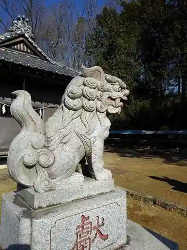 草花神社の狛犬